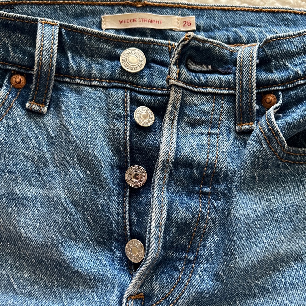 Levi’s Wedgie Straight Jeans